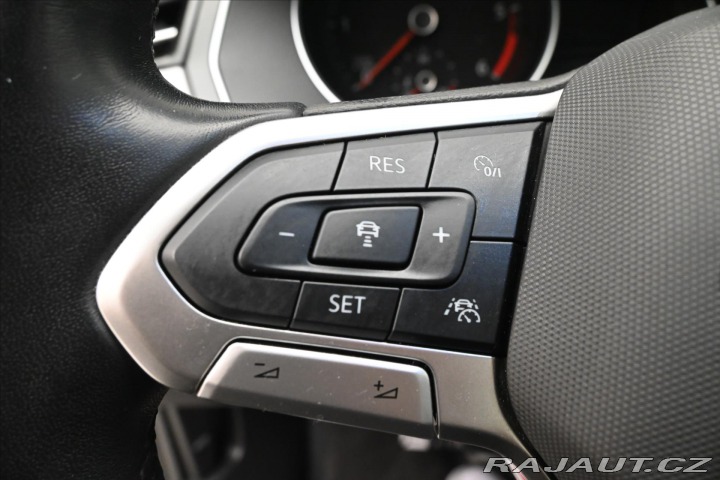 Volkswagen Passat 2,0 TDI 110kW Business Zá 2023