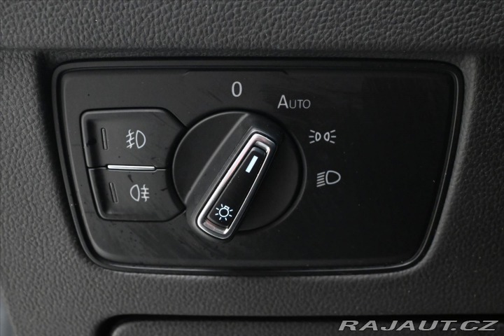 Volkswagen Passat 2,0 TDI 110kW Business Zá 2023