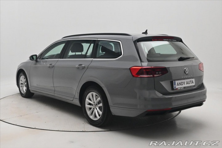 Volkswagen Passat 2,0 TDI 110kW Business Zá 2023