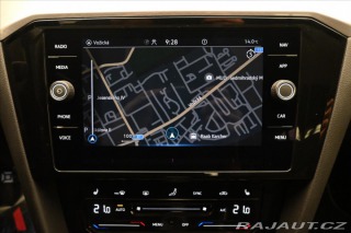 Volkswagen Passat 2,0 TDI 110kW Business Zá 2023