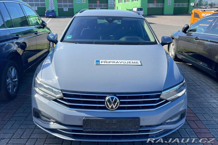 Volkswagen Passat 2,0 TDI 110kW DSG Busines 2022