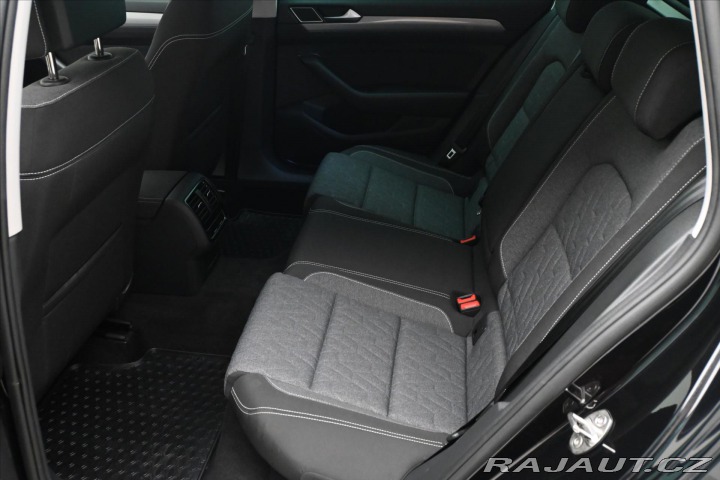 Volkswagen Passat 2,0 TDI 110kW DSG Busines 2022