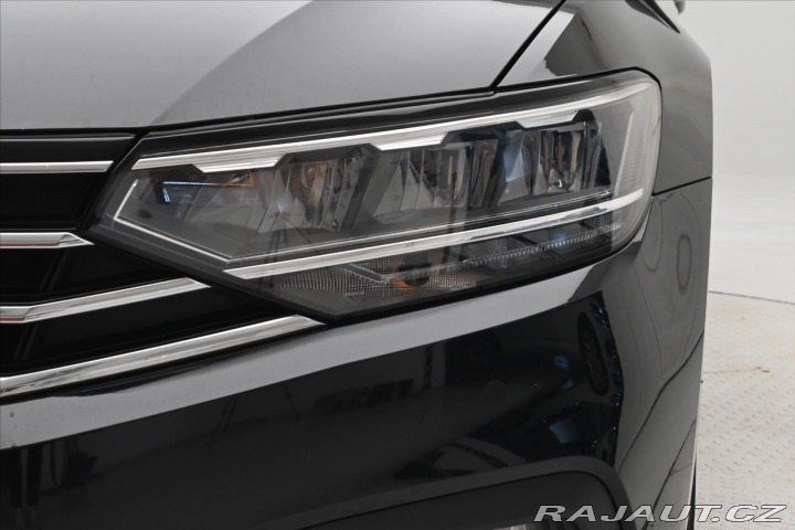Volkswagen Passat 2,0 TDI 110kW DSG Busines 2022
