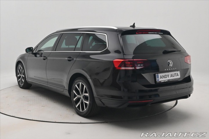 Volkswagen Passat 2,0 TDI 110kW DSG Busines 2022