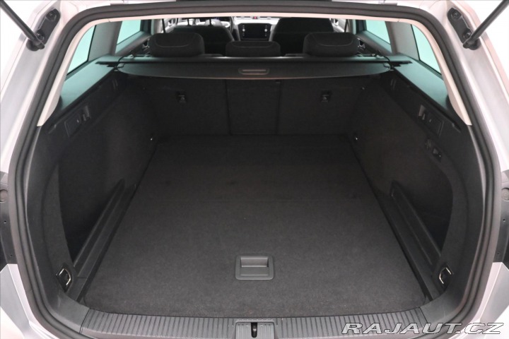 Volkswagen Passat 2,0 TDI 110kW DSG Busines 2022
