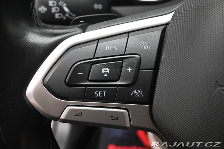 Volkswagen Passat 2,0 TDI 110kW DSG Busines 2022