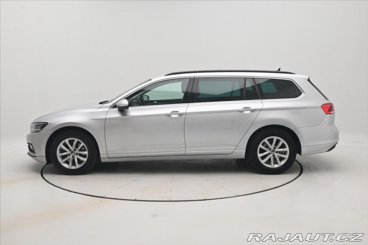 Volkswagen Passat 2,0 TDI 110kW DSG Busines 2022