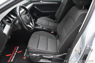 Volkswagen Passat 2,0 TDI 110kW DSG Busines 2022