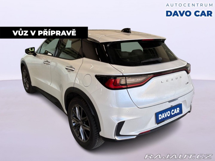 Lexus Ostatní modely LBX 1,5 HEV Elegant CZ 1.Maj. 2024
