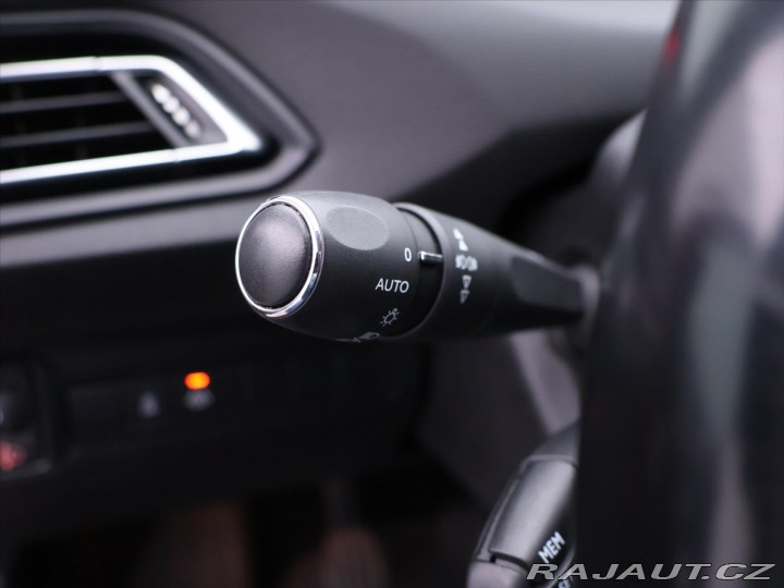 Peugeot 308 1,2 PT 96kW Allure CZ 2020