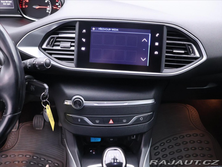 Peugeot 308 1,2 PT 96kW Allure CZ 2020