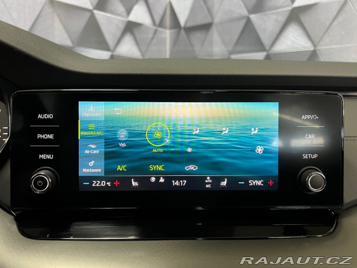 Škoda Octavia 2.0TDI AMBITION +, LED, P 2020