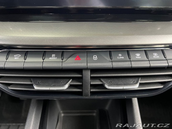 Škoda Octavia 2.0TDI AMBITION +, LED, P 2020