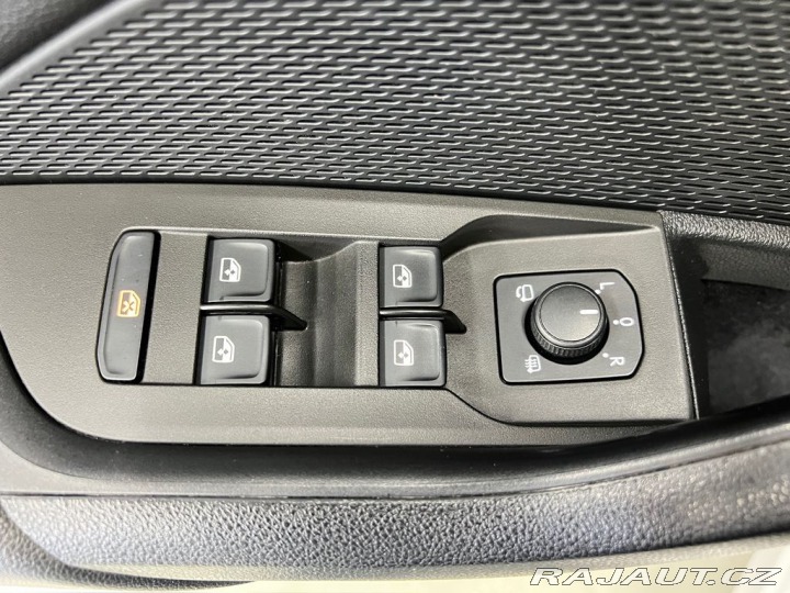 Škoda Octavia 2.0TDI AMBITION +, LED, P 2020