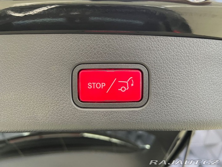 Mercedes-Benz GLC d 4MATIC AMG, DISTRONIC, 2025