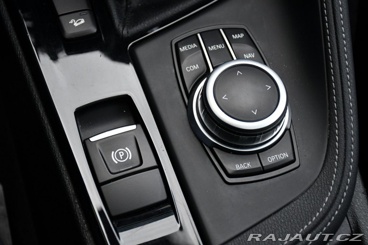 BMW X1 xDrive20d A/T PANO TAŽNÉ 2022