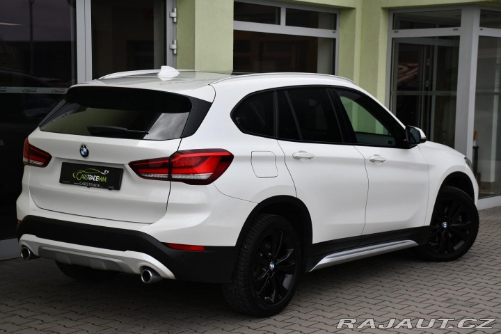 BMW X1 xDrive20d A/T PANO TAŽNÉ 2022