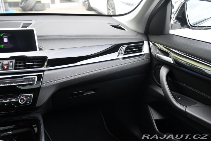 BMW X1 xDrive20d A/T PANO TAŽNÉ 2022