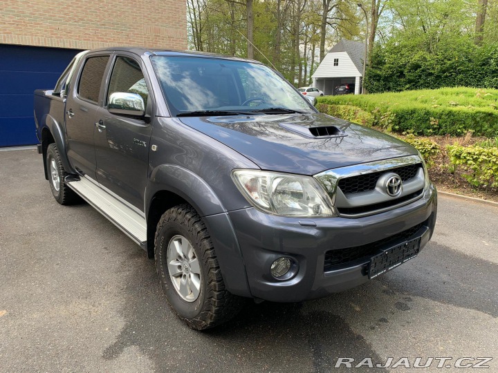 Toyota Hilux  2011