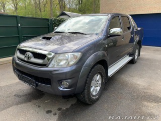 Toyota Hilux  2011