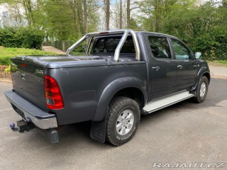 Toyota Hilux  2011