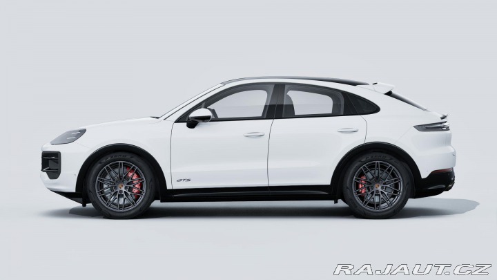 Porsche Cayenne GTS Coupe 2025