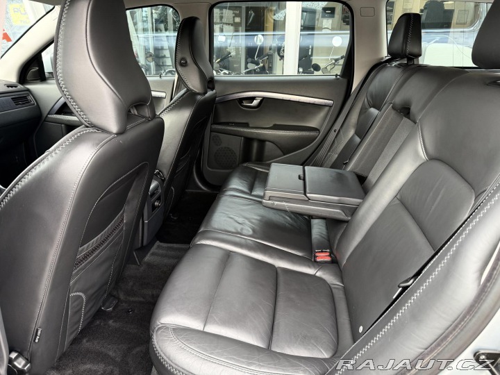 Volvo V70 1,6i T4 132kW OCEAN RACE 2012