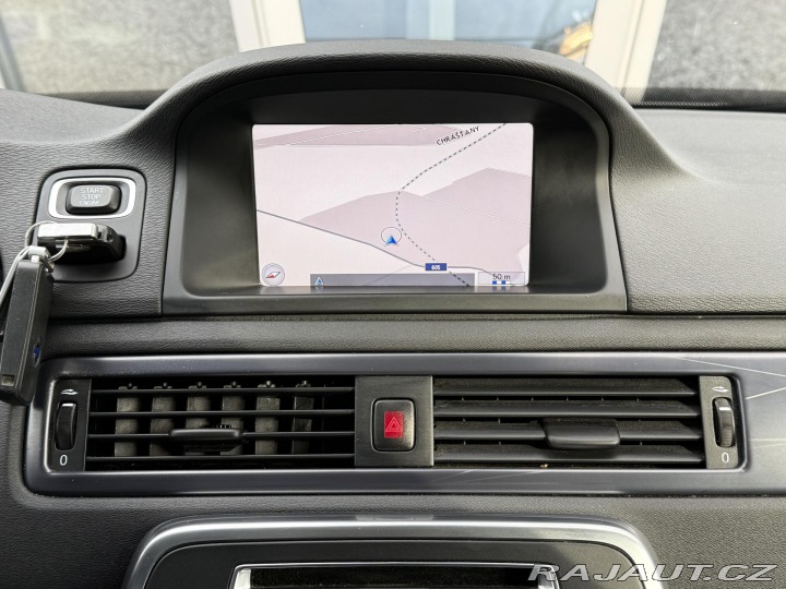 Volvo V70 1,6i T4 132kW OCEAN RACE 2012