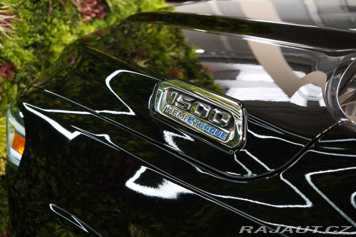 Dodge RAM 5.7*V8*HEMI*LIMITED*VZDUC 2024