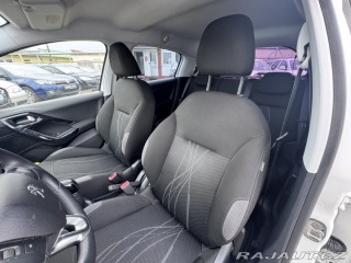 Peugeot 208 1,2 60 KW 1. MAJ STK 2014