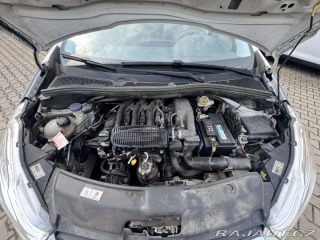 Peugeot 208 1,2 60 KW 1. MAJ STK 2014