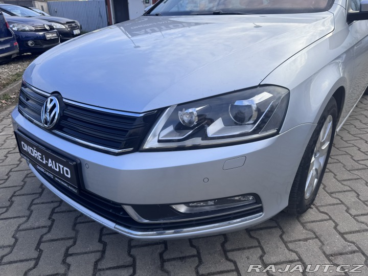 Volkswagen Passat 1,6 TDI 77 KW KOLA STK 2012