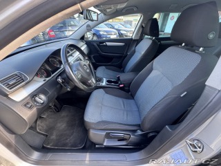 Volkswagen Passat 1,6 TDI 77 KW KOLA STK 2012