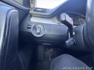 Volkswagen Passat 1,6 TDI 77 KW KOLA STK 2012