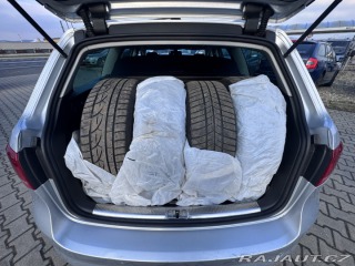 Volkswagen Passat 1,6 TDI 77 KW KOLA STK 2012