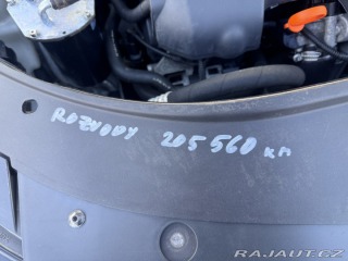 Volkswagen Passat 1,6 TDI 77 KW KOLA STK 2012