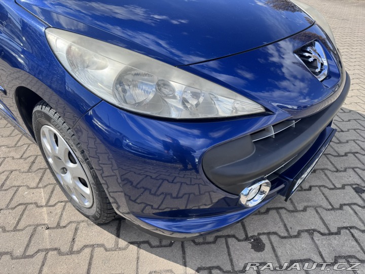 Peugeot 207 1,4i 70 KW 2X PNEU STK 1800