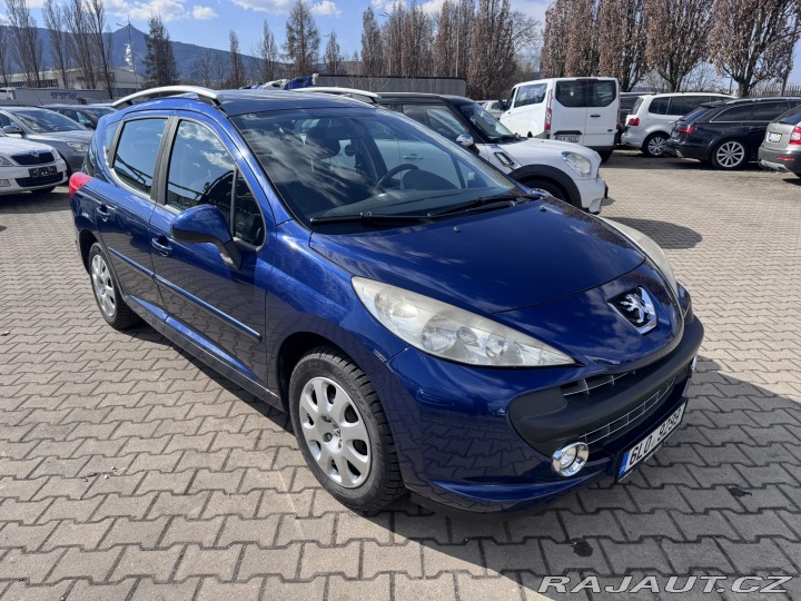 Peugeot 207 1,4i 70 KW 2X PNEU STK 1800