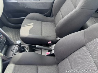 Peugeot 207 1,4i 70 KW 2X PNEU STK 1800