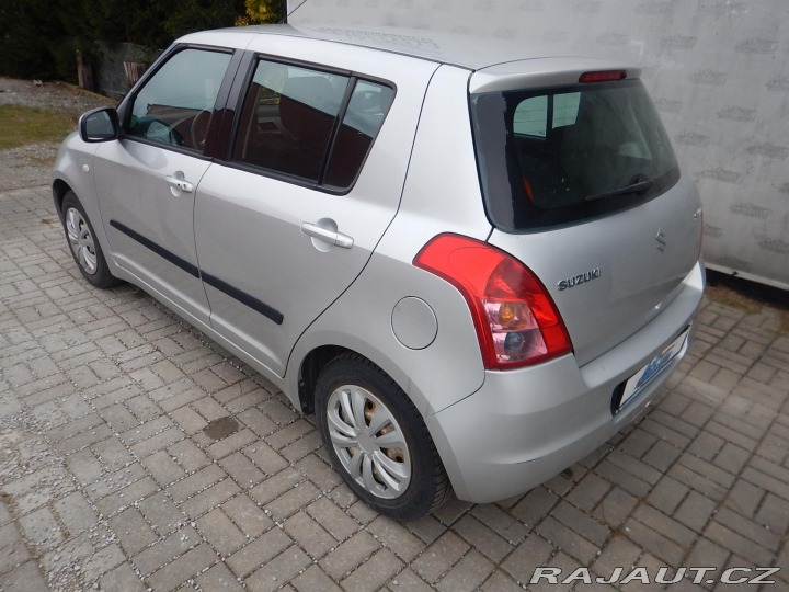 Suzuki Swift 1.3 GLX, ČR, DIGIKLIMA 2010