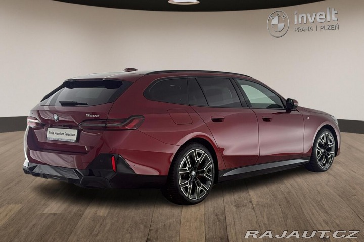 BMW 5 550e xDrive Touring 2025