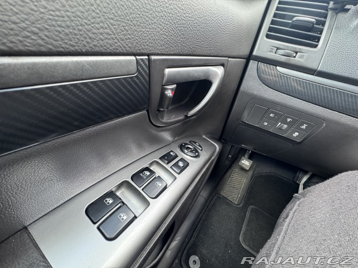 Hyundai Santa Fe 4X4 2,2CRDI 145KW 2MAJ 2011