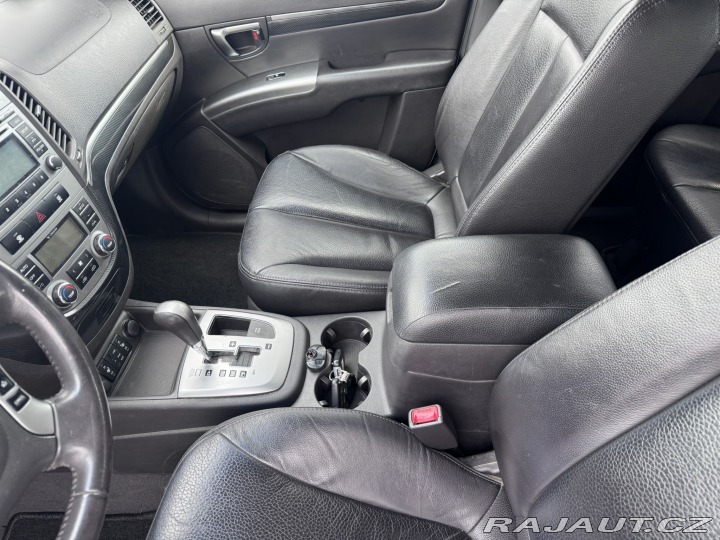 Hyundai Santa Fe 4X4 2,2CRDI 145KW 2MAJ 2011