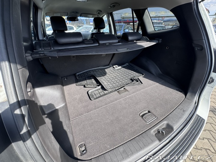 Hyundai Santa Fe 4X4 2,2CRDI 145KW 2MAJ 2011