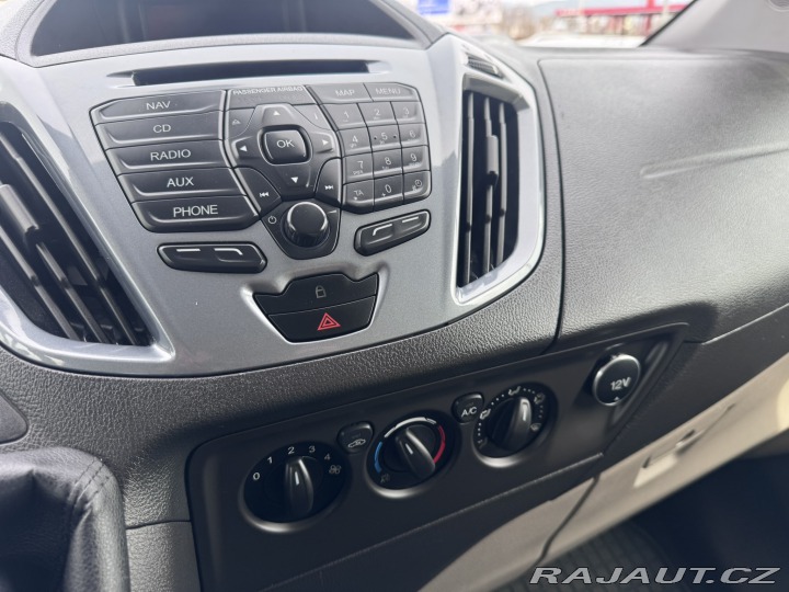 Ford Tourneo Custom 2,2D 114KW 8X 2X ŠOUP SER 2013