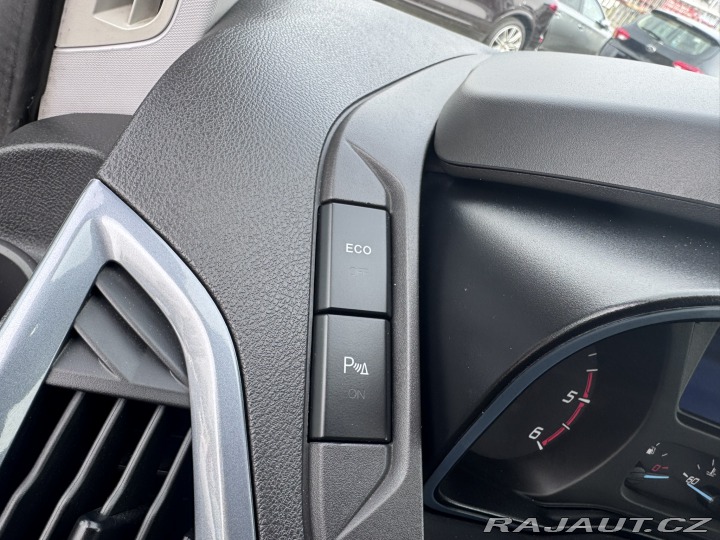 Ford Tourneo Custom 2,2D 114KW 8X 2X ŠOUP SER 2013