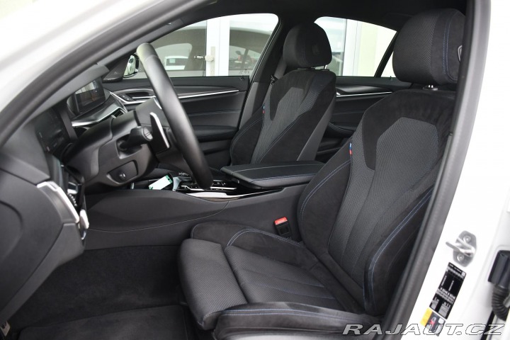 BMW 5 530e PHEV M-SPORT REZERVA 2021