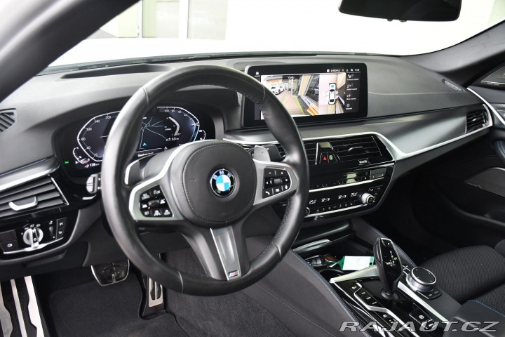 BMW 5 530e PHEV M-SPORT REZERVA 2021