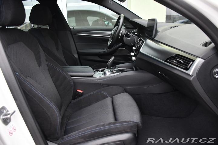 BMW 5 530e PHEV M-SPORT REZERVA 2021
