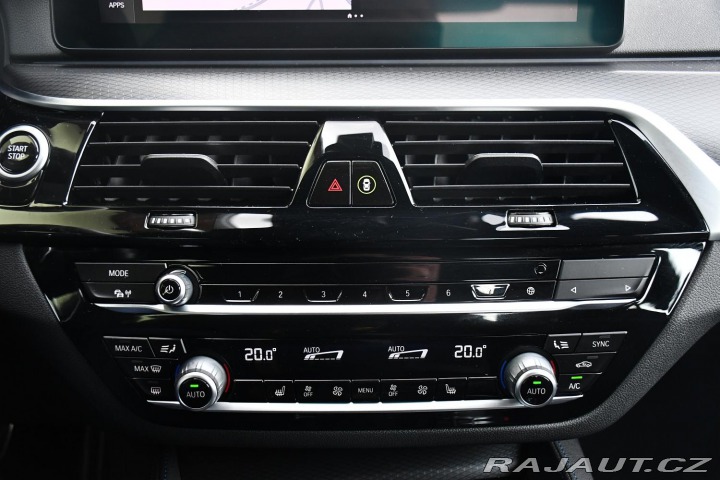 BMW 5 530e PHEV M-SPORT xD HUD 2021